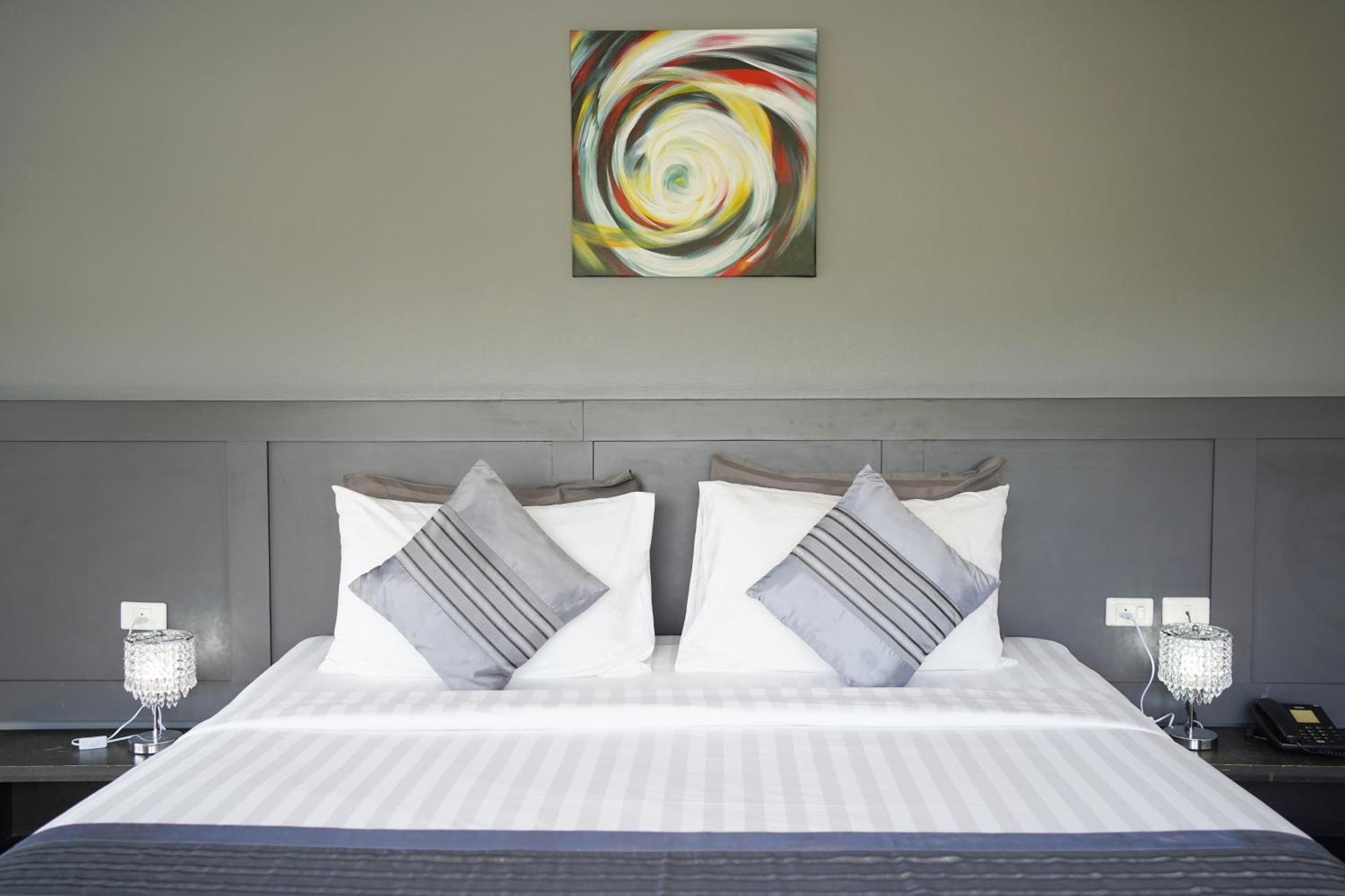 Casa Del M Phuket - Newly Renovated Hotell Patong Eksteriør bilde