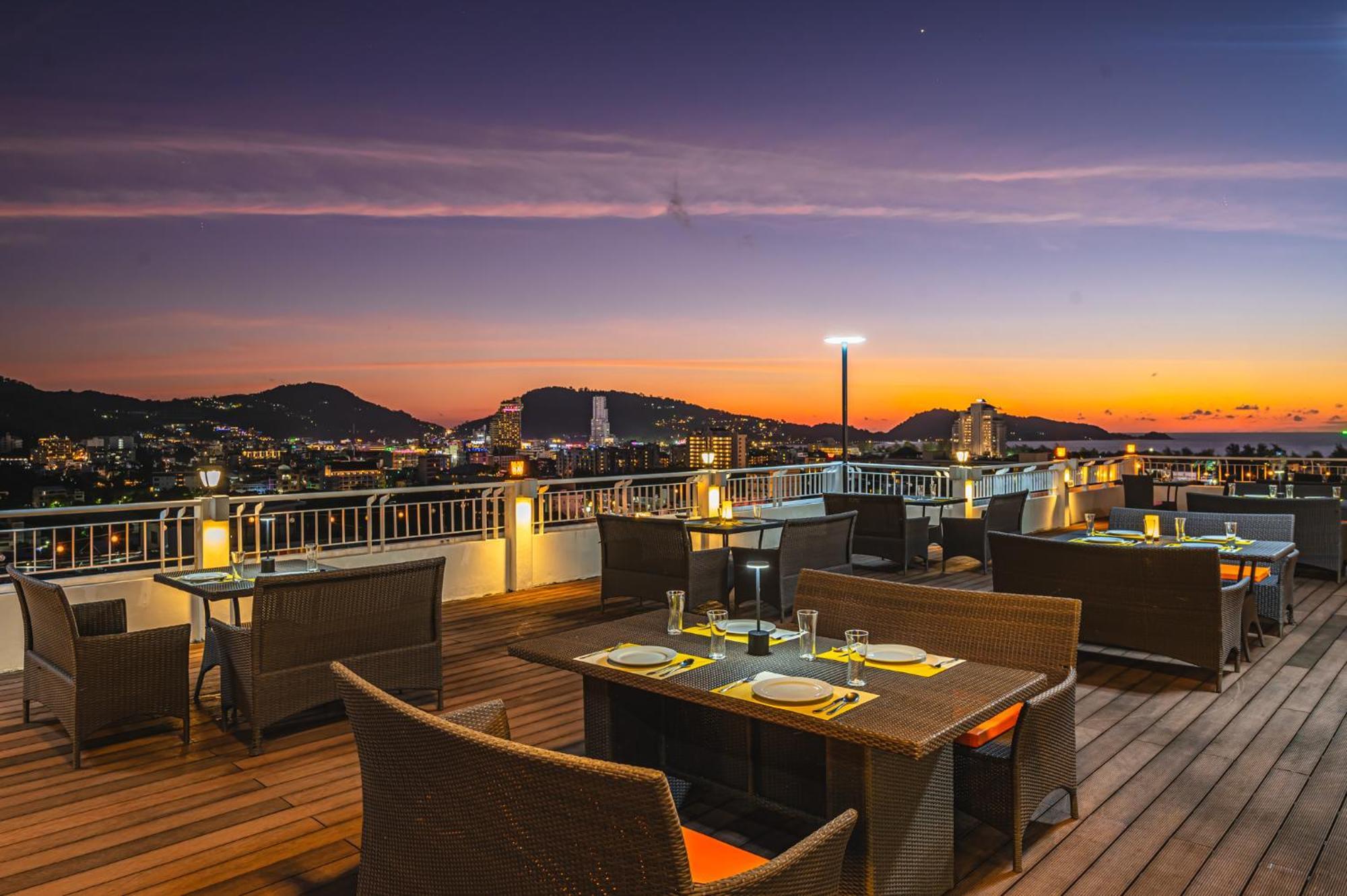 Casa Del M Phuket - Newly Renovated Hotell Patong Eksteriør bilde